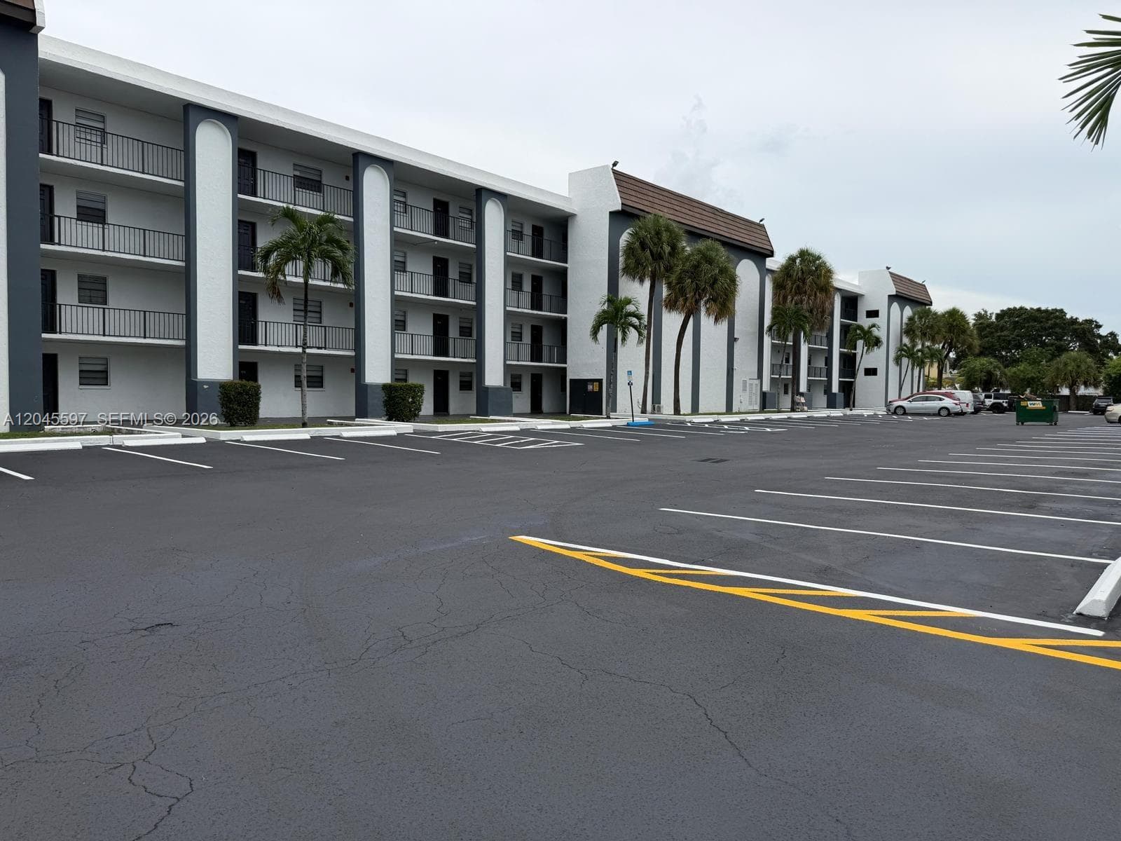 2011 NW 55th Ave # 209, Lauderhill FL 33313