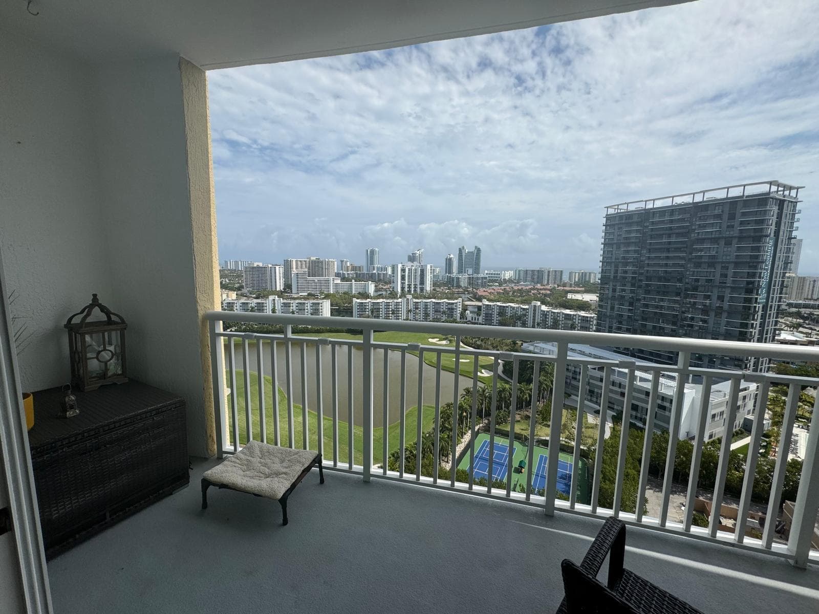 1755 E Hallandale Beach Boulevard # 2104e, FL 33009 photo 3