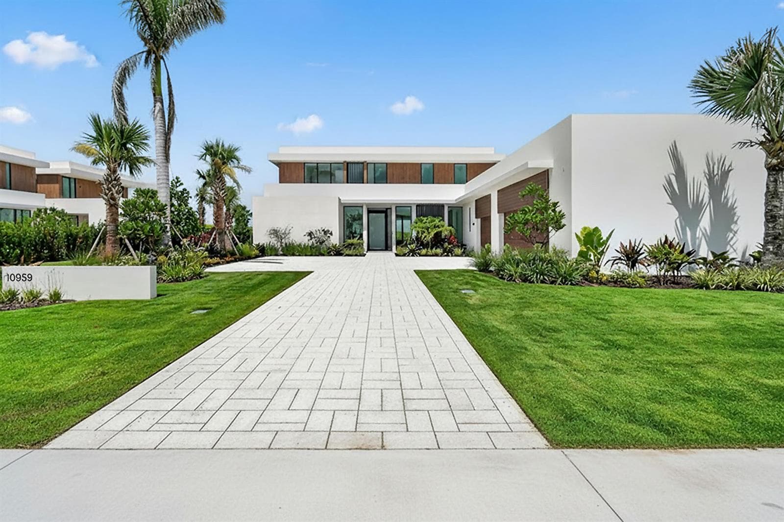10959 Monte Rosa Court, Palm Beach Gardens FL 33412
