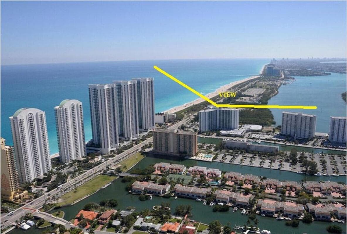 100 Bayview Drive # 1825, Sunny Isles Beach FL 33160