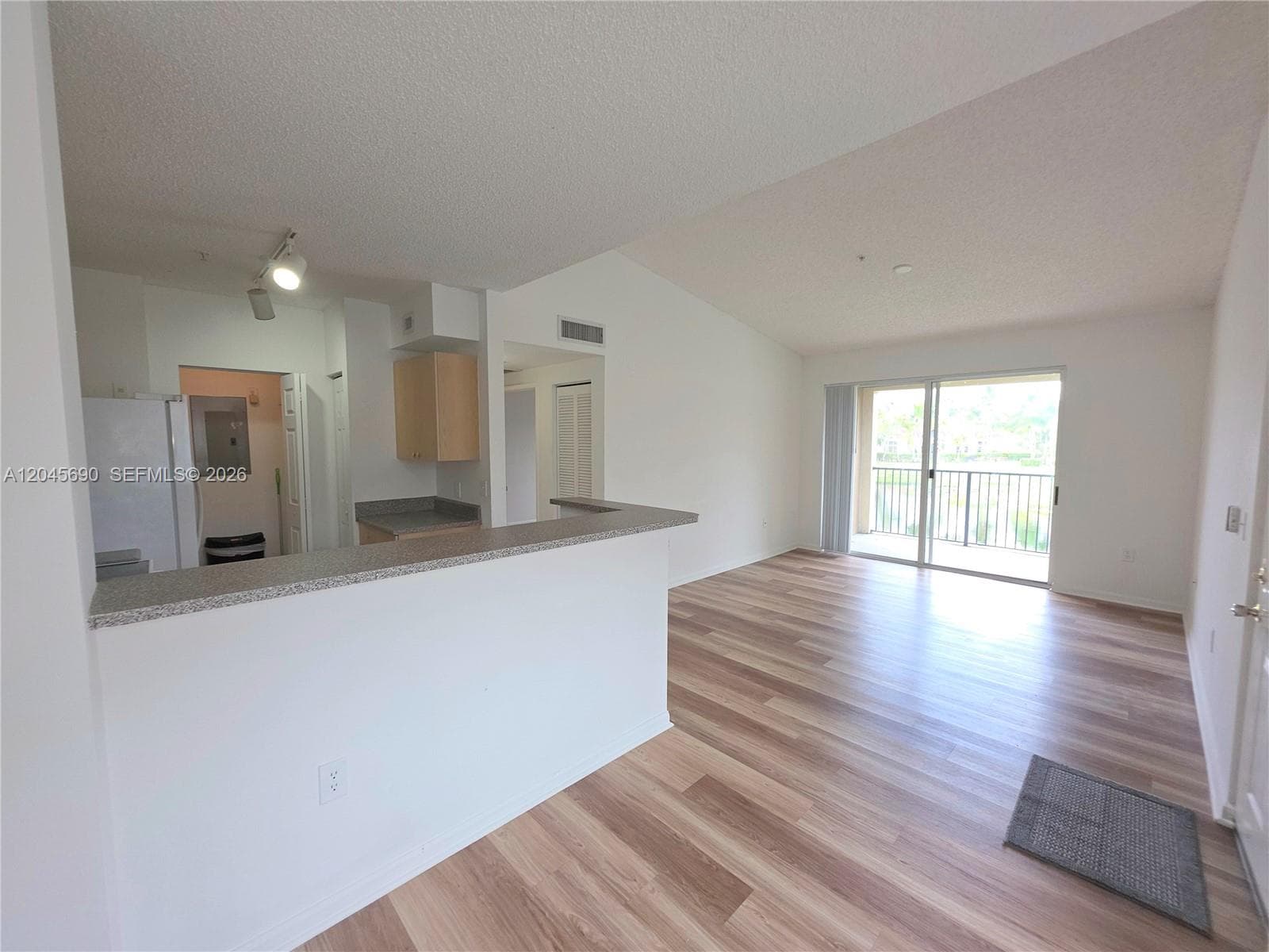 8070 N Nob Hill Rd # 208, Tamarac FL 33321 photo 2