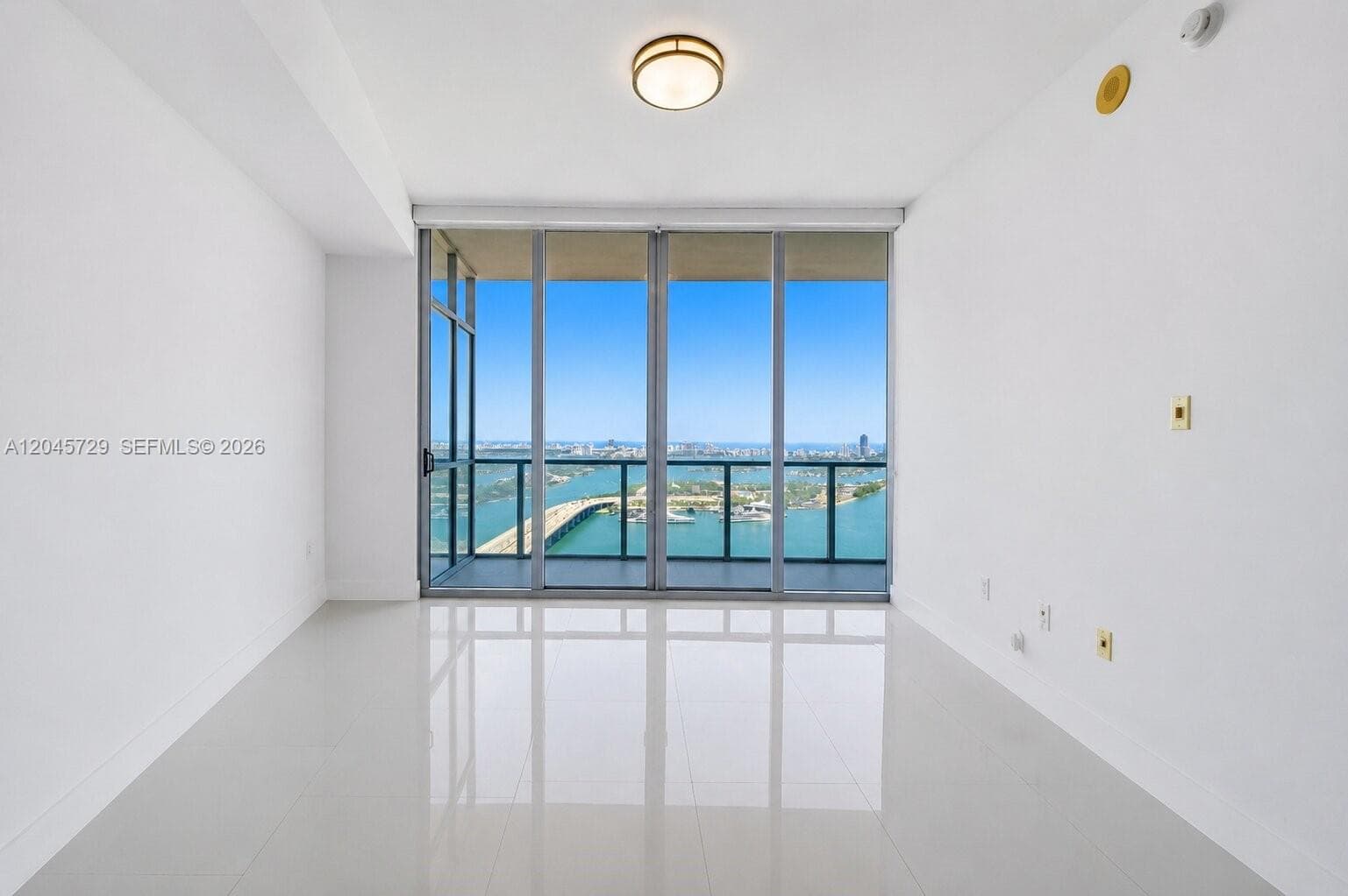 1100 Biscayne Blvd # 4402, Miami FL 33132 photo 3