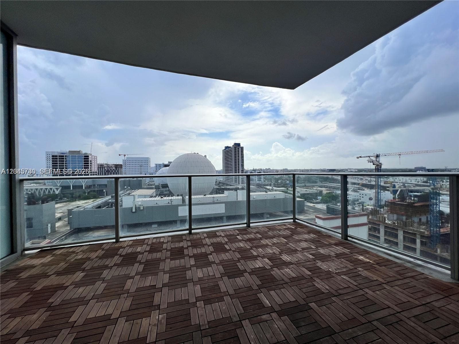851 NE 1st Ave # 1208, Miami FL 33132 photo 2