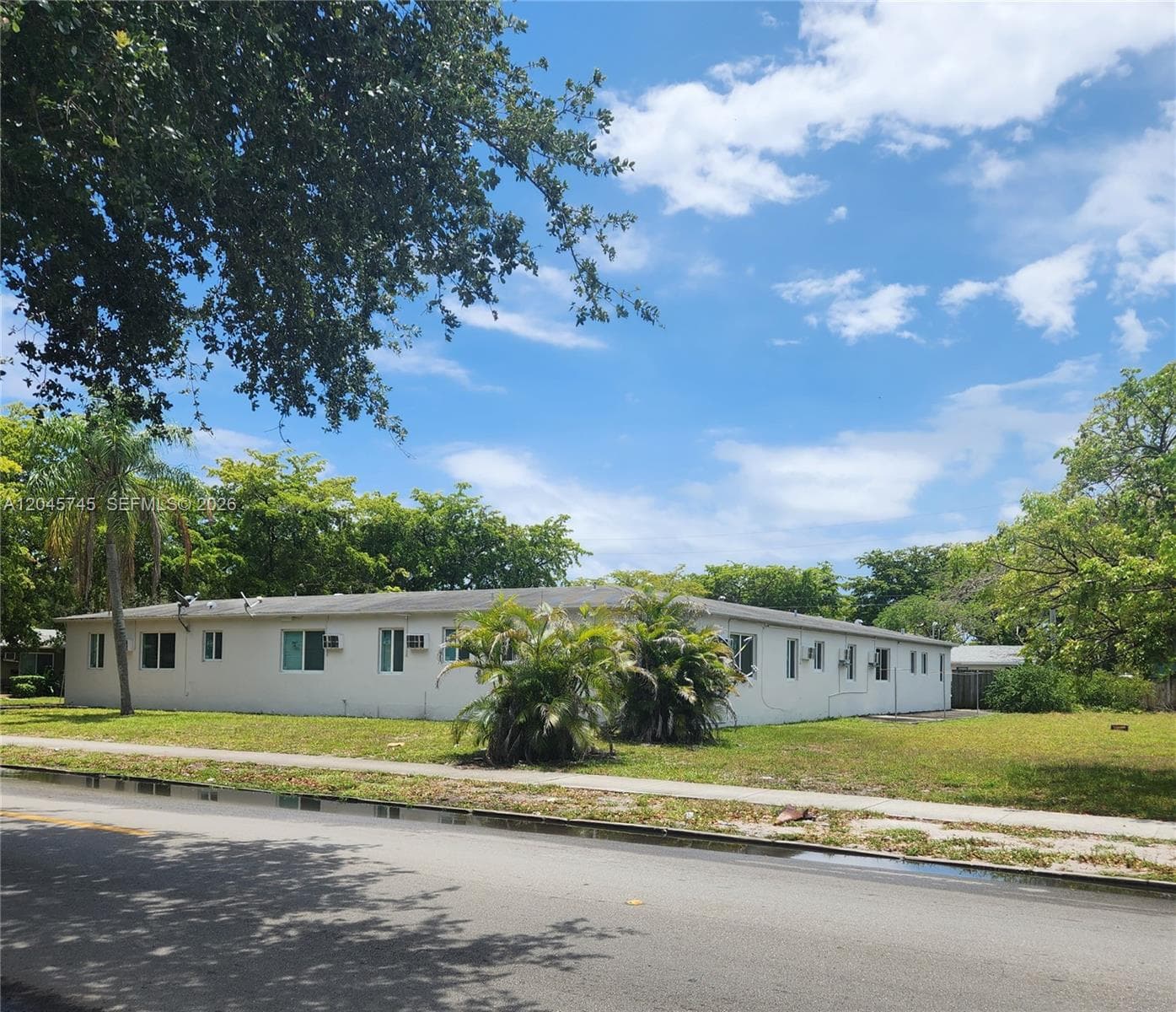 2000 Washington St, Hollywood FL 33020 photo 4