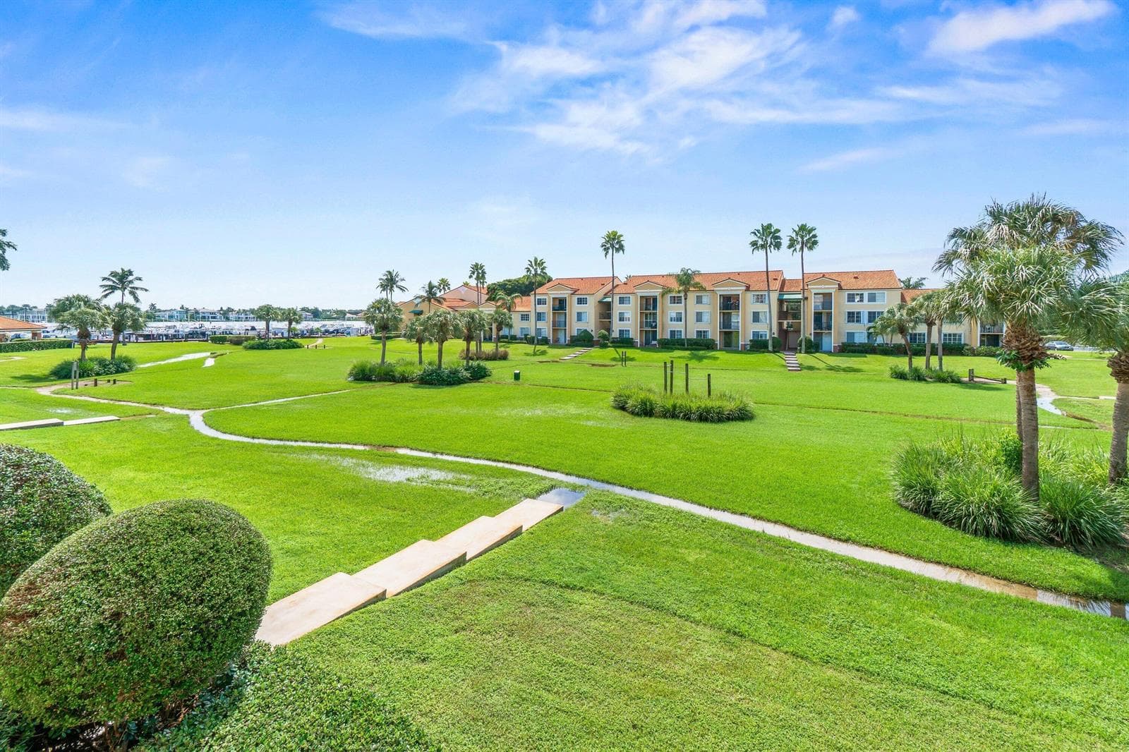 145 Yacht Club Way # 210, Hypoluxo FL 33462 photo 2