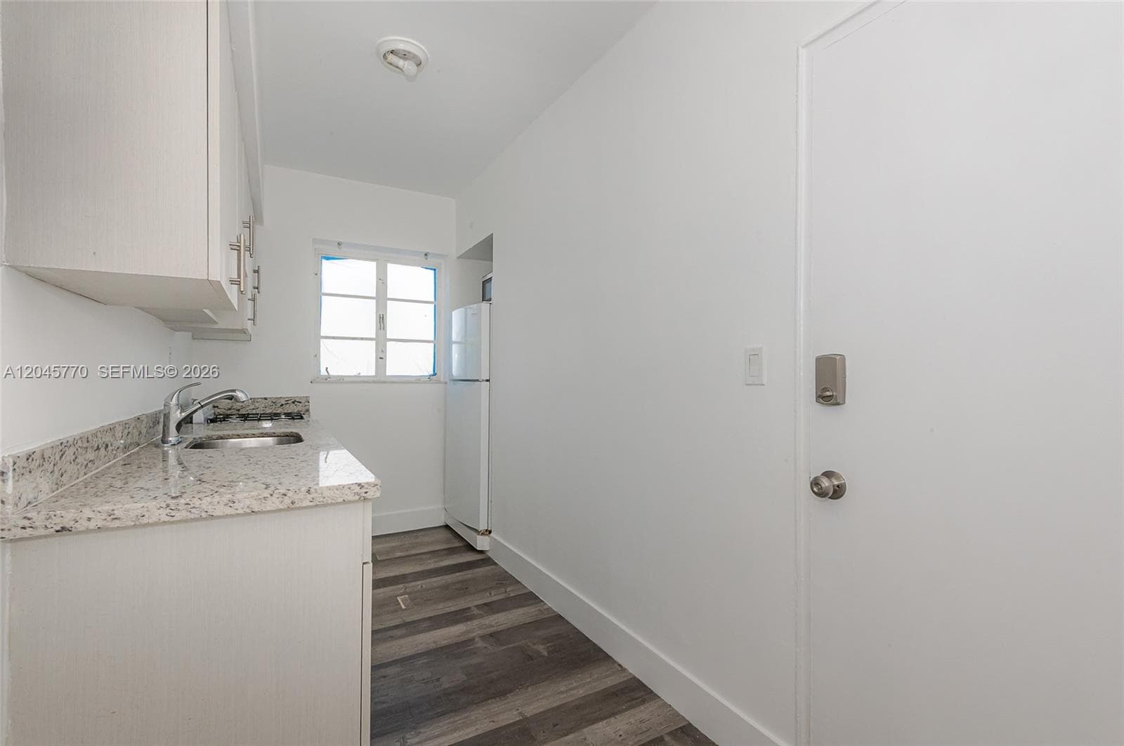 8340 Crespi Blvd # 20, Miami Beach FL 33141 photo 4
