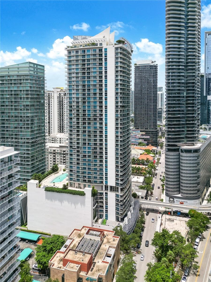 1100 S Miami Ave # 1607, Miami FL 33130 photo 4