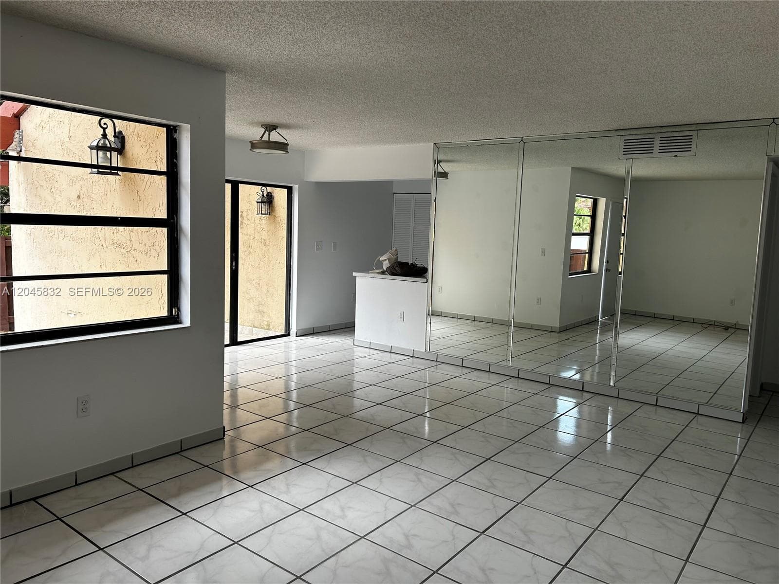 301 W Park Dr # 101-11, Miami FL 33172 photo 2