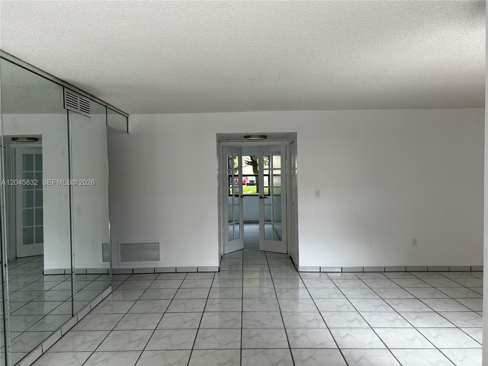 301 W Park Dr # 101-11, Miami FL 33172 photo 4