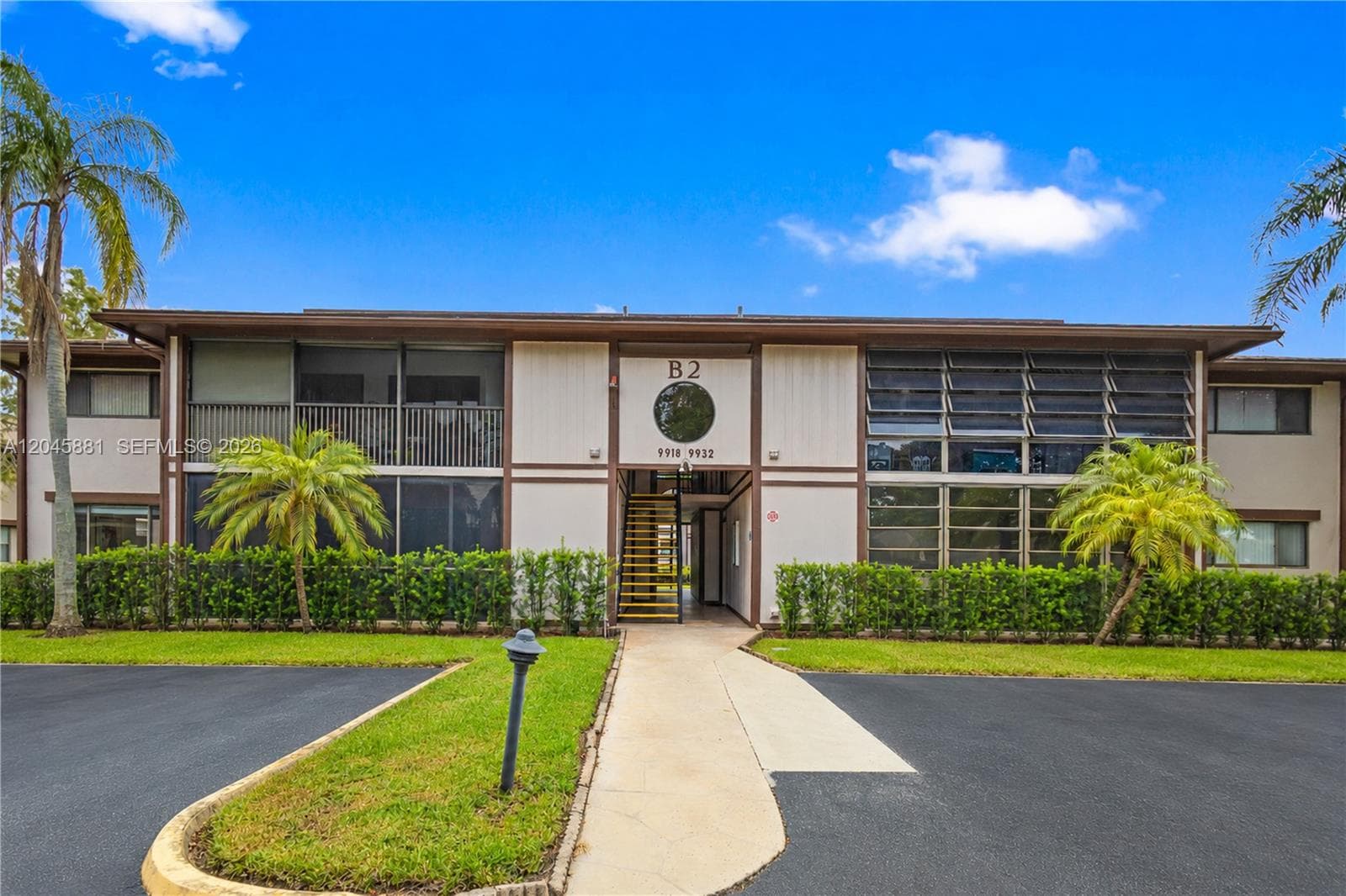 9930 S Belfort Cir # 105, Tamarac FL 33321 photo 2