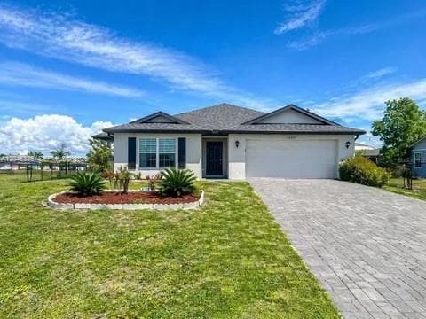 2123 NE 6th Ave, Cape Coral FL 33909