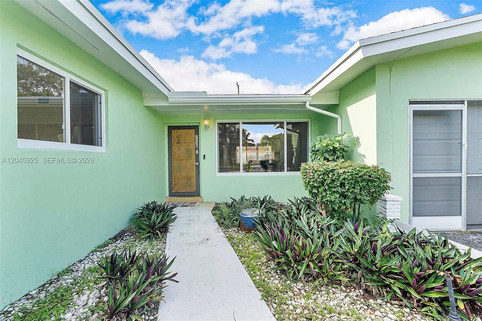 2230 Atlanta St # ., Hollywood FL 33020