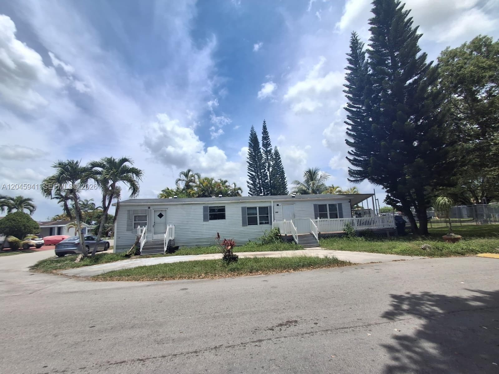 19800 SW 180 Ave, Miami FL 33187 photo 4