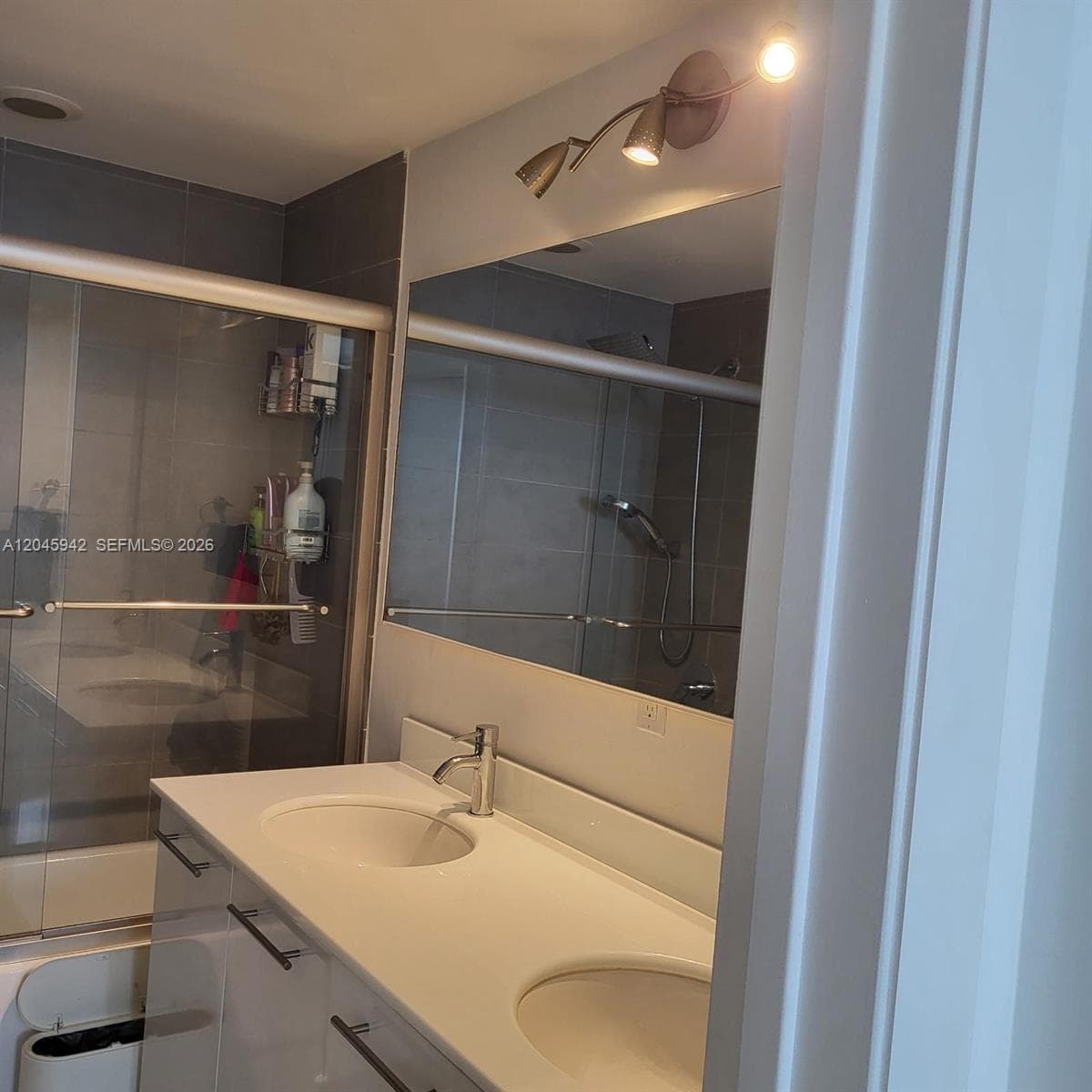 92 SW 3rd St # 3207, Miami FL 33130 photo 3