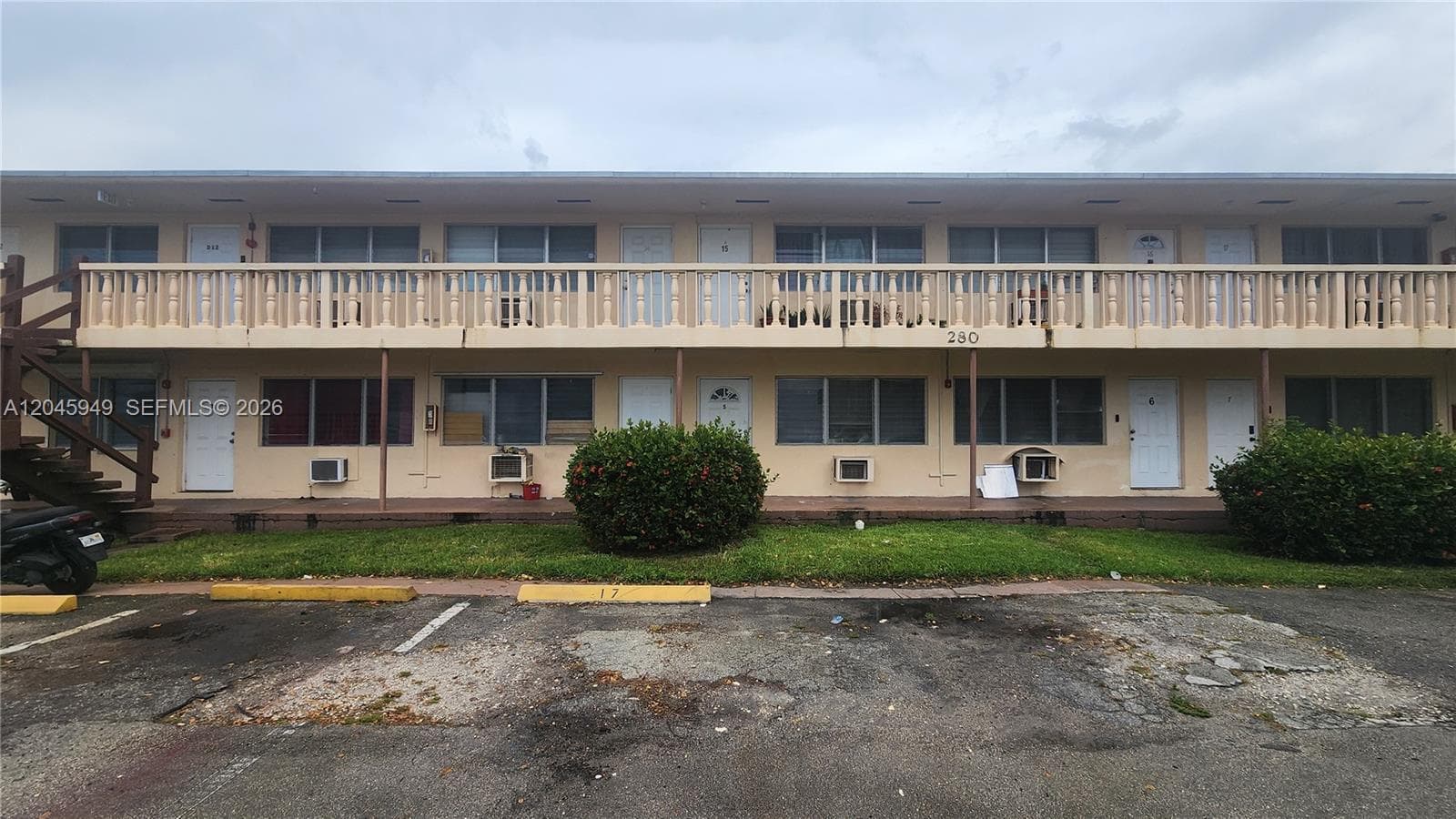 280 SW 11th Ave # 5, Hallandale Beach FL 33009