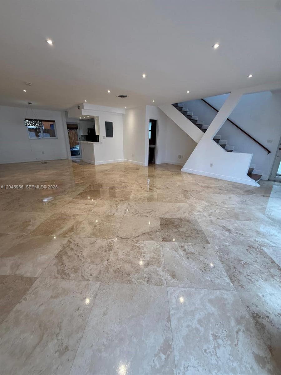 7312 Gary Ave, Miami Beach FL 33141 photo 3