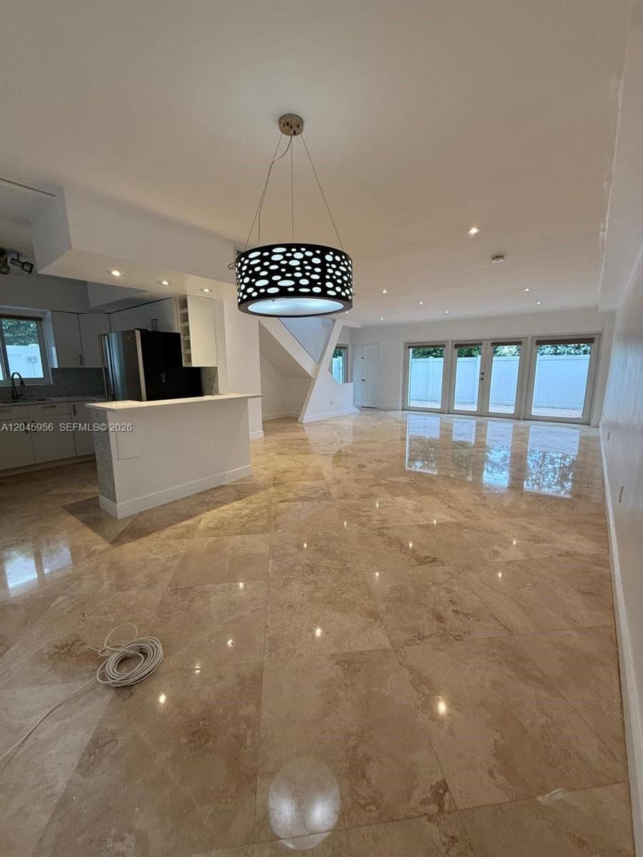 7312 Gary Ave, Miami Beach FL 33141 photo 4