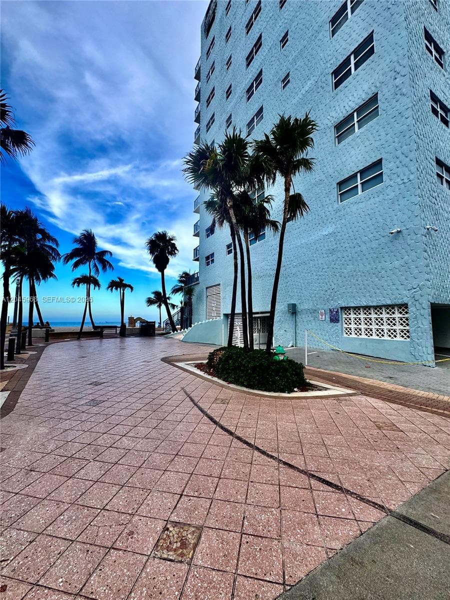 400 N Surf Rd # RGB, Hollywood FL 33019 photo 3