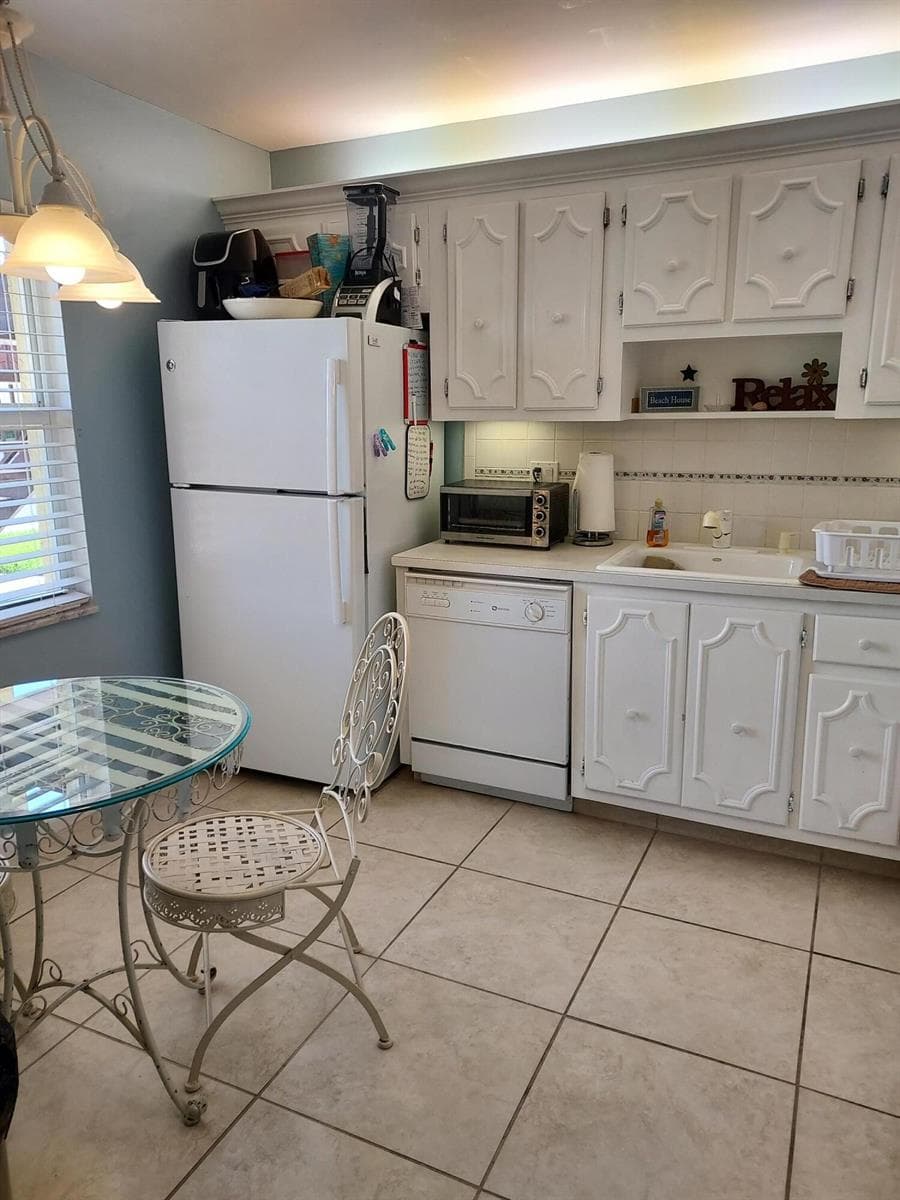 717 S Us Highway 1 # 206, Jupiter FL 33477 photo 4
