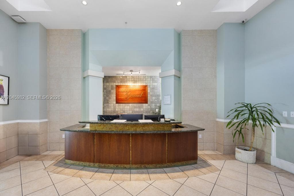 50 Menores Ave # 805, Coral Gables FL 33134 photo 4