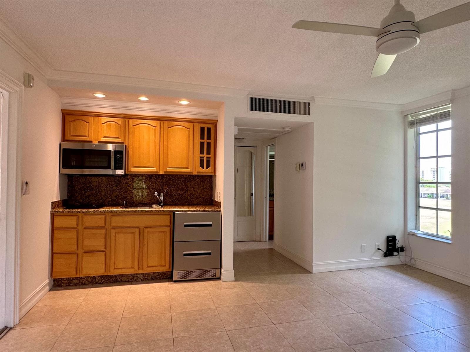 2601 S Course Drive # 401, Pompano Beach FL 33069 photo 2