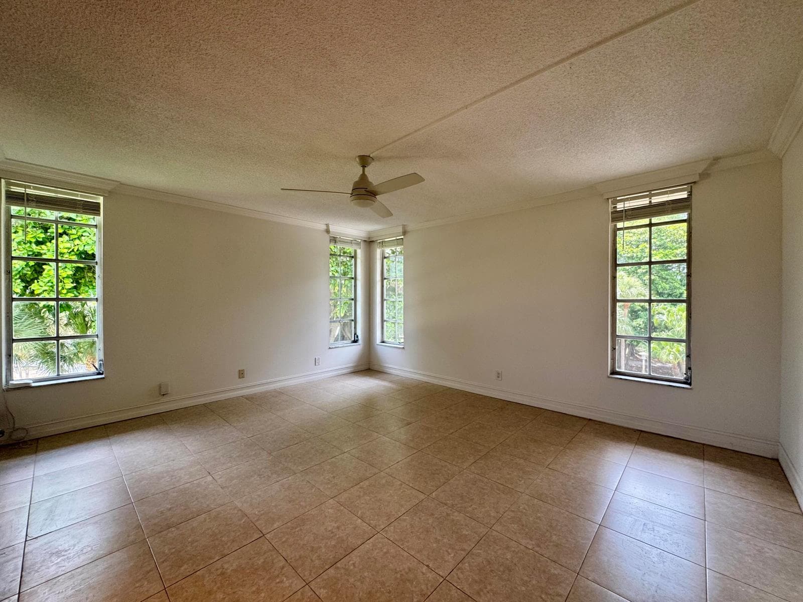 2601 S Course Drive # 401, Pompano Beach FL 33069 photo 5