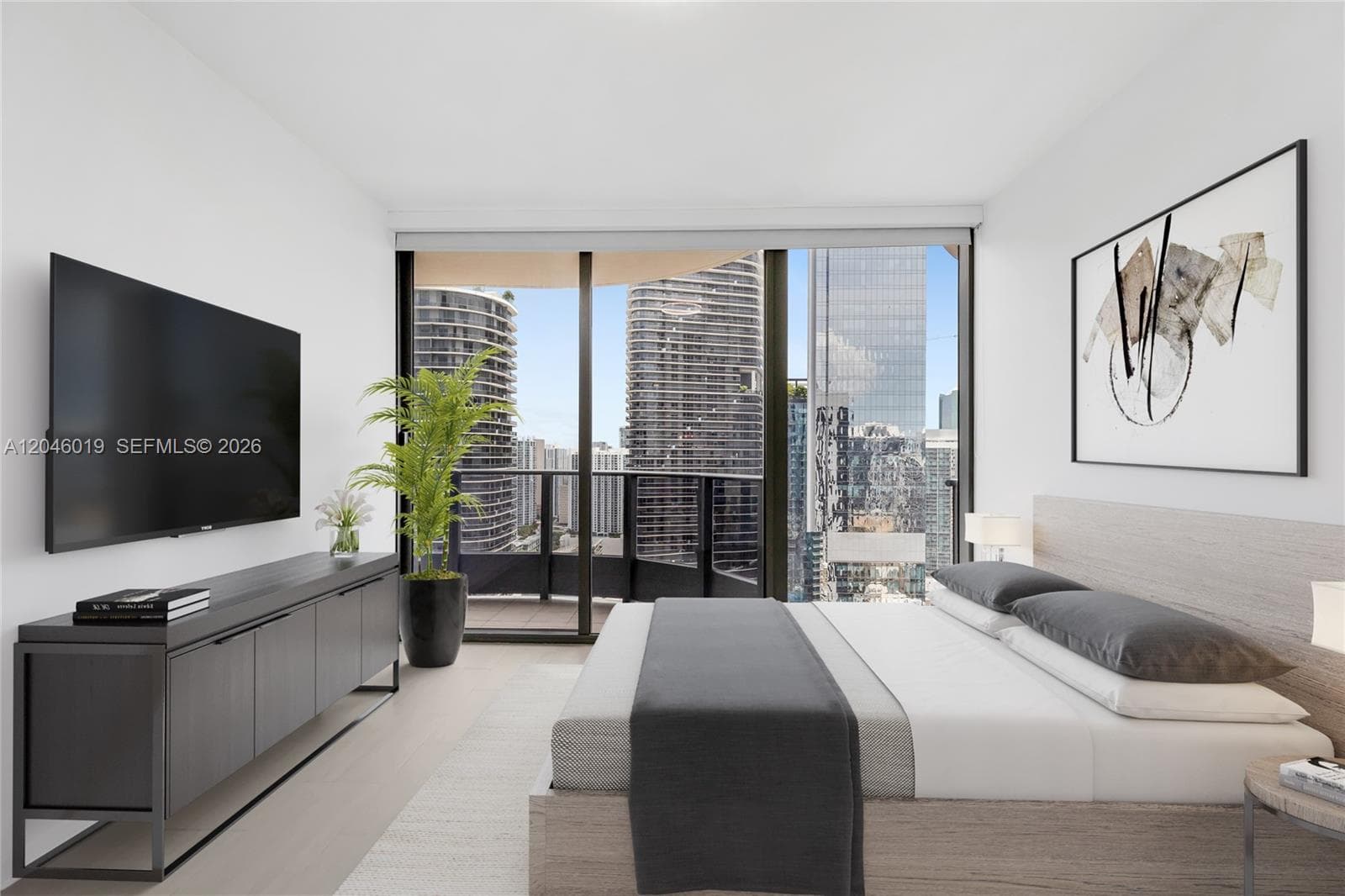 1000 Brickell Plz # 4015, Miami FL 33131 photo 2