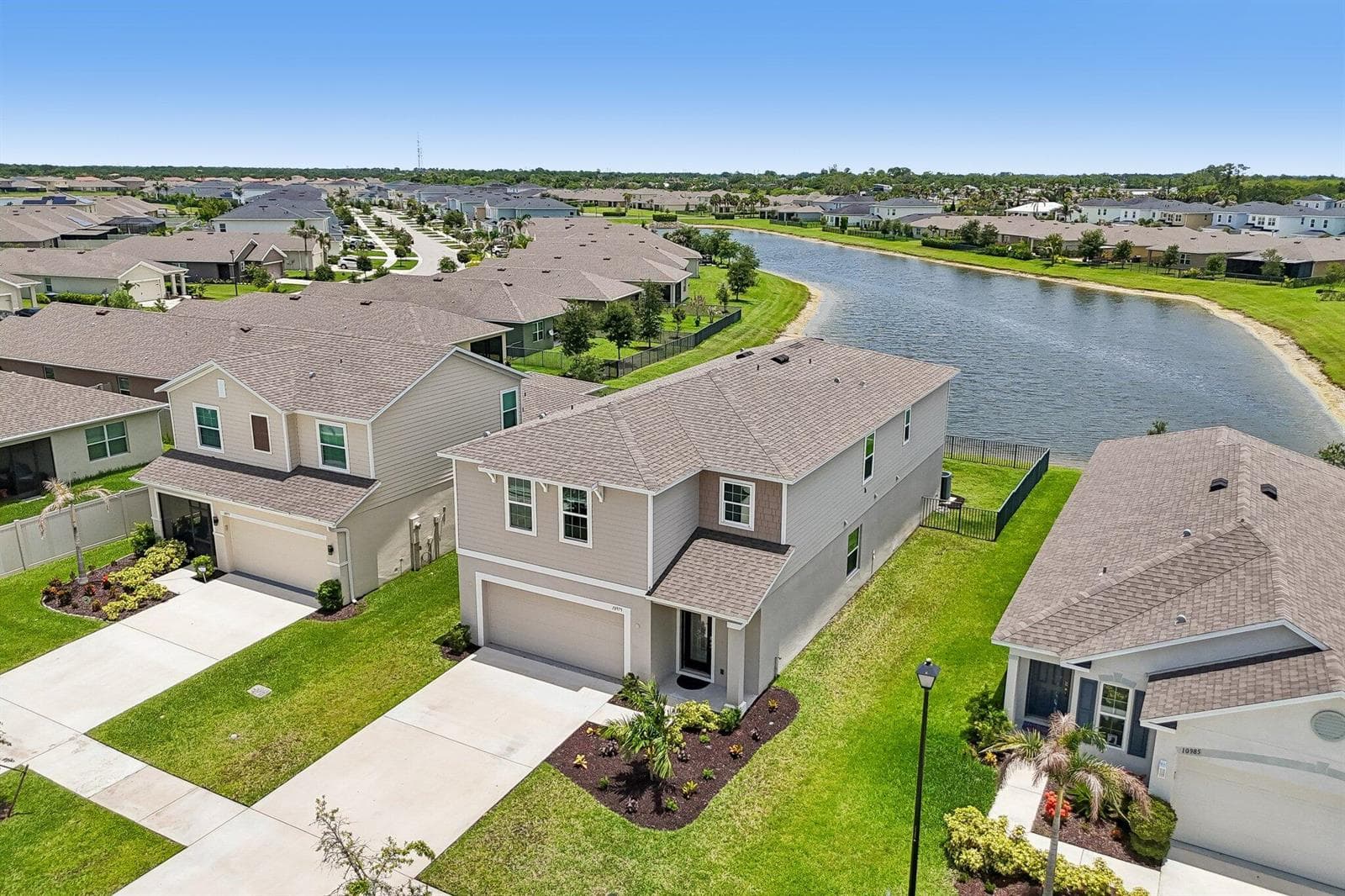 10979 SW Vasari Way, Port St. Lucie FL 34987 photo 2