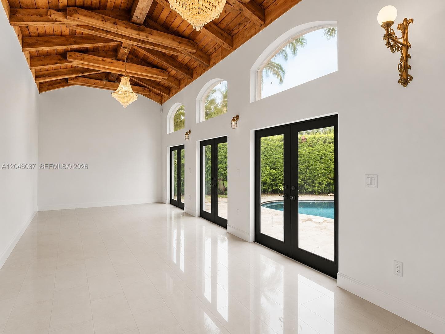 6350 Pinetree Dr, Miami Beach FL 33141 photo 3