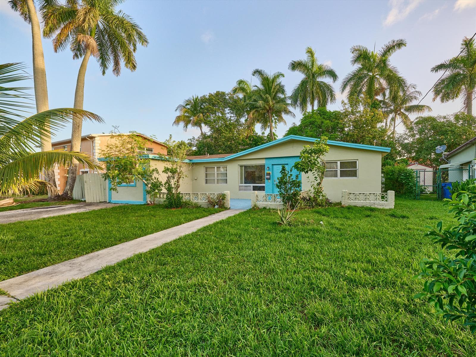 3515 NW 40th Street, Lauderdale Lakes FL 33309 photo 3