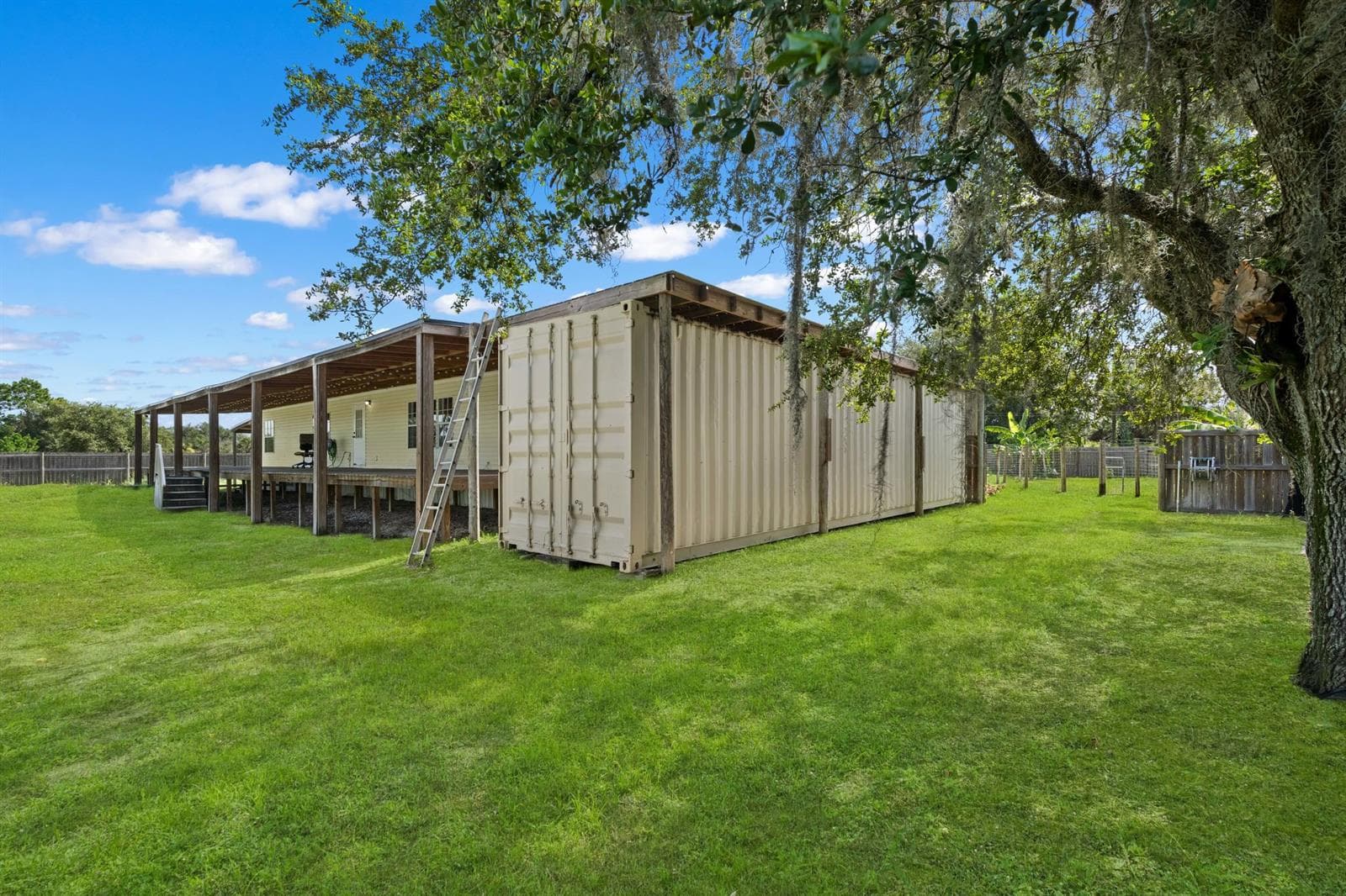 170 S Lindero Street, Clewiston FL 33440 photo 4