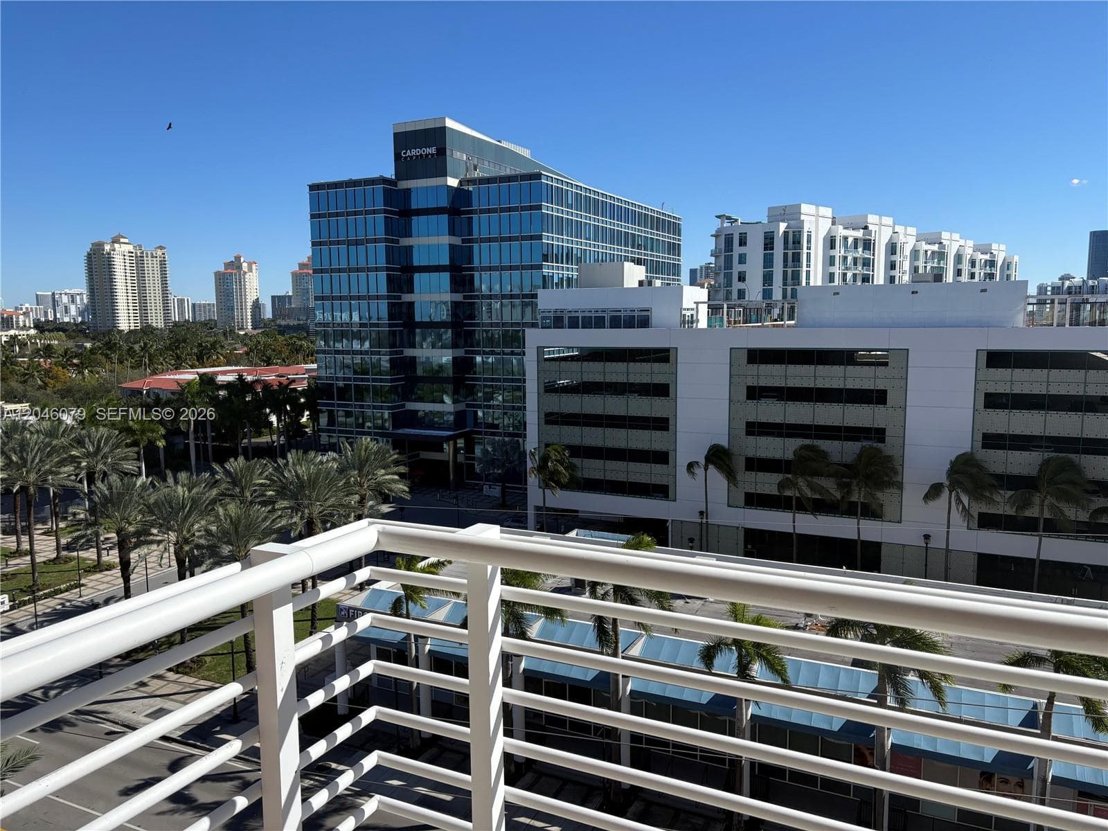 18800 NE 29 Ave # 807, Aventura FL 33180 photo 2