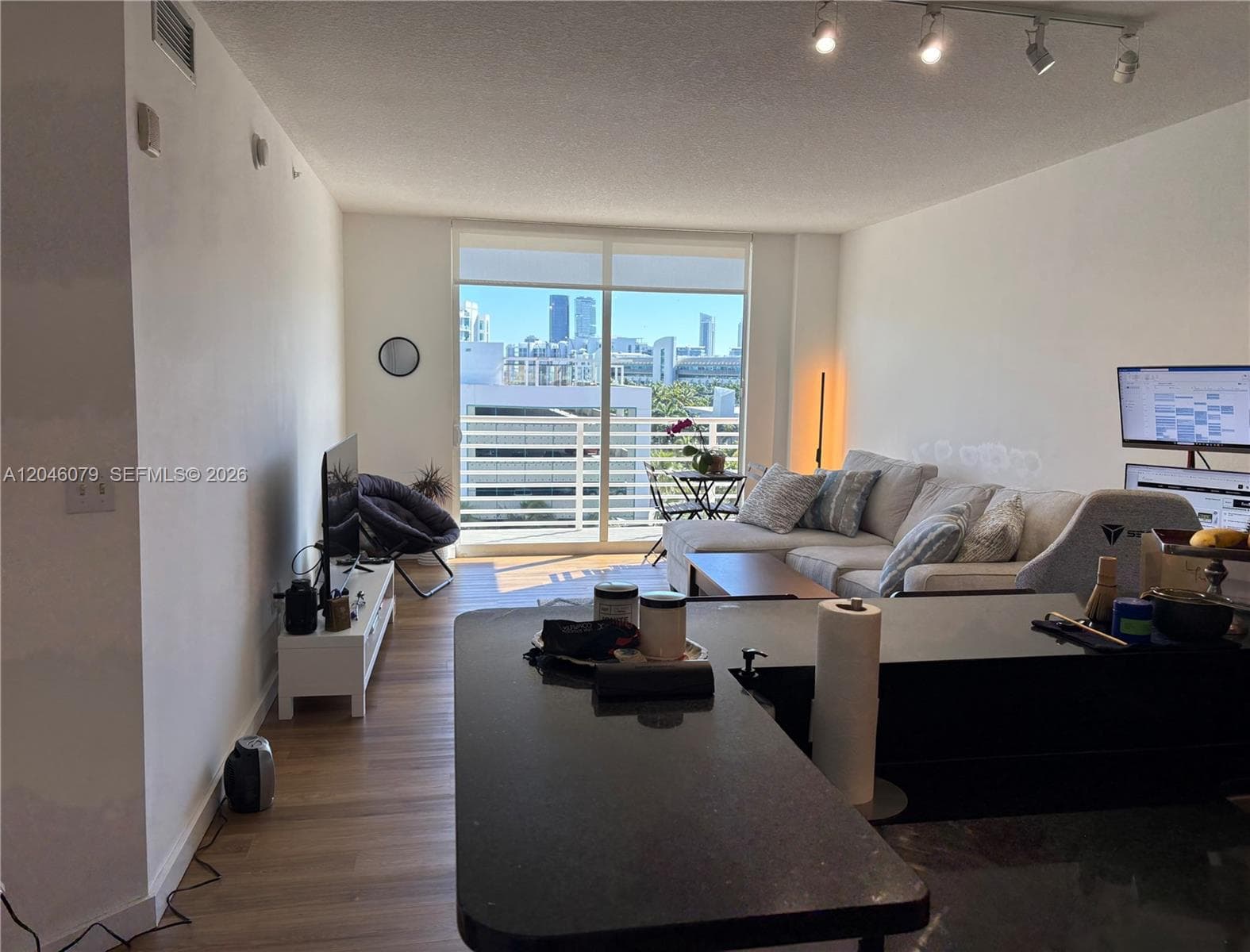 18800 NE 29 Ave # 807, Aventura FL 33180 photo 3