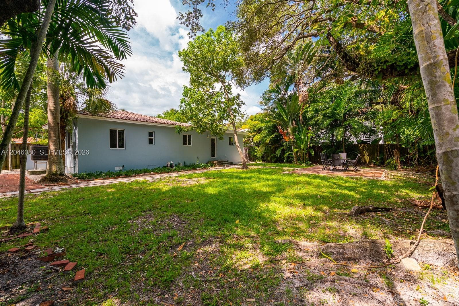 2215 Tequesta Ln, Miami FL 33133 photo 4