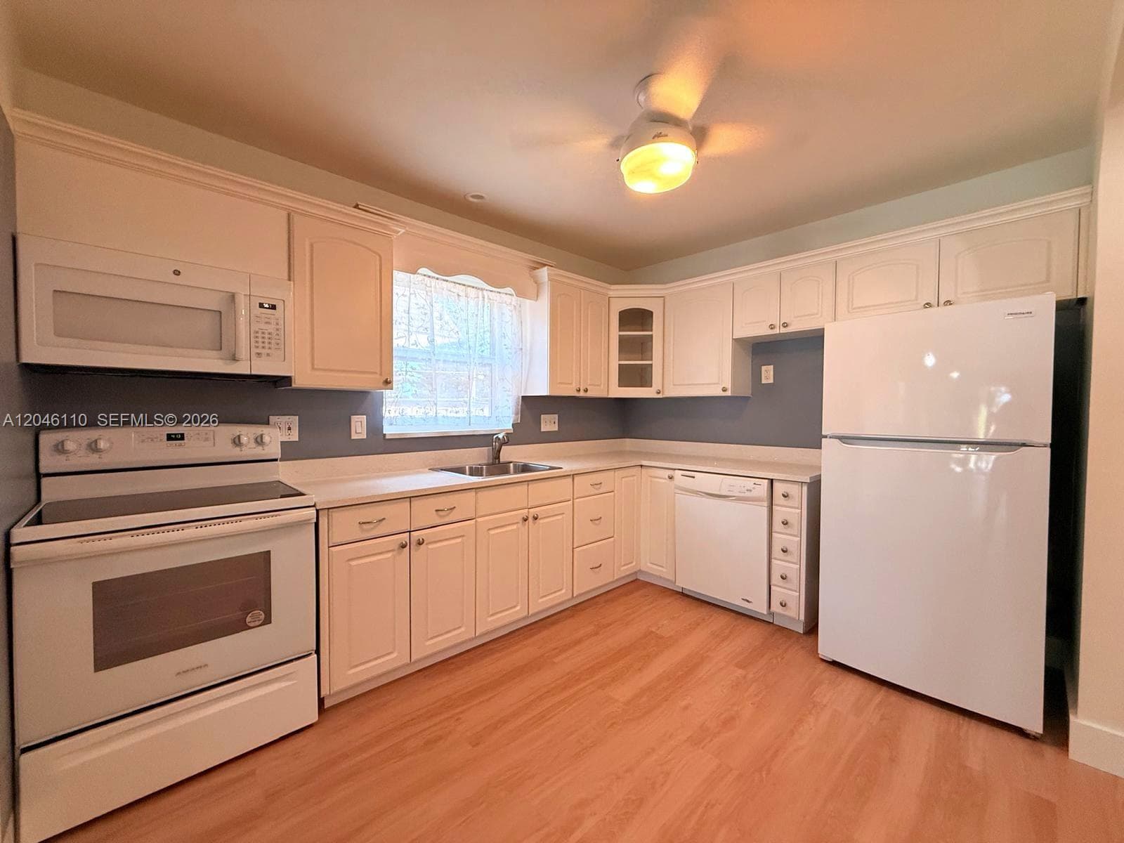 2832 Fillmore St # 20, Hollywood FL 33020 photo 3