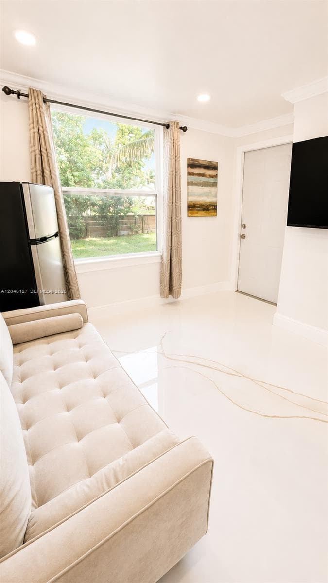 1028 S 62nd Ave # B, Hollywood FL 33023 photo 2