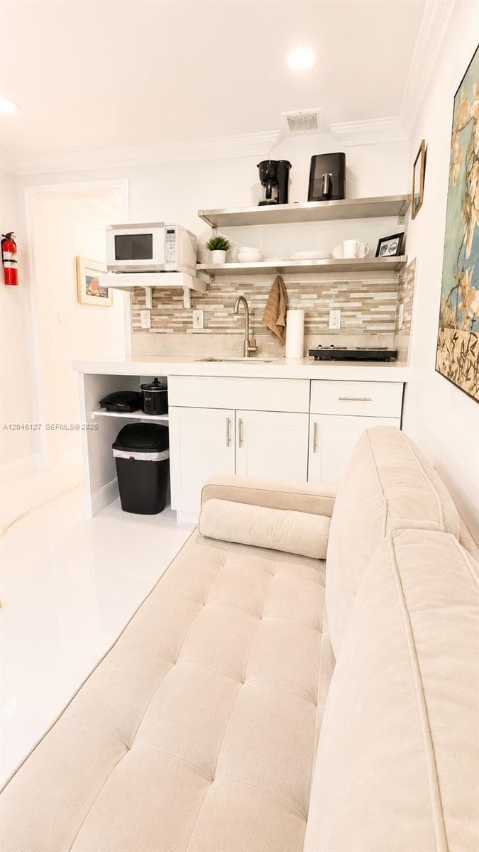 1028 S 62nd Ave # B, Hollywood FL 33023 photo 4