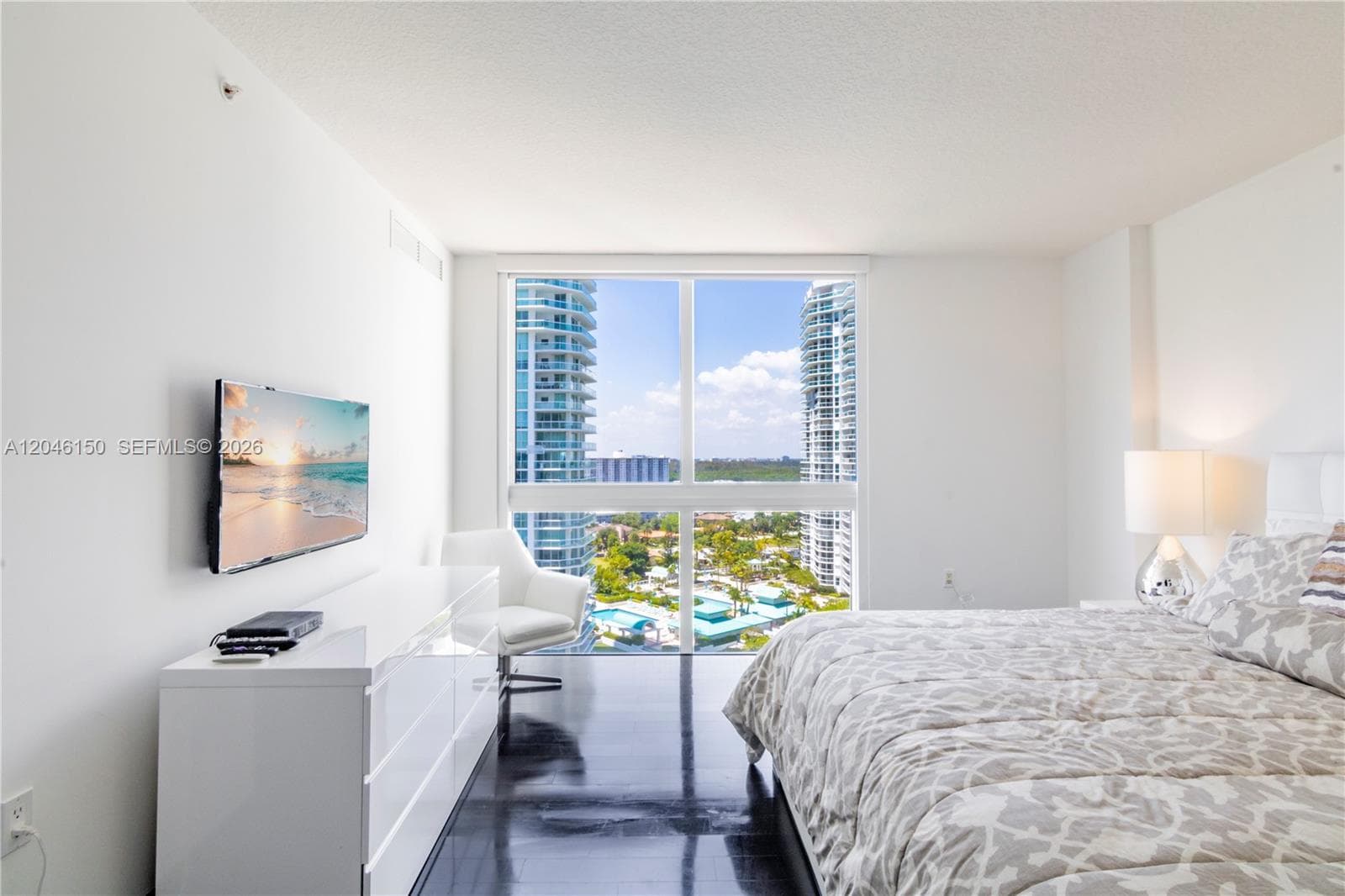 150 Sunny Isles Blvd # 1-1604, Sunny Isles Beach FL 33160 photo 3