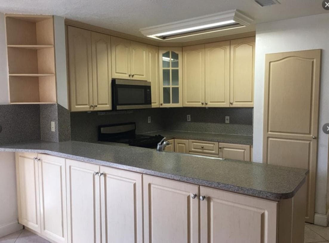 4350 SW 72nd Terrace SW, Davie FL 33314 photo 2