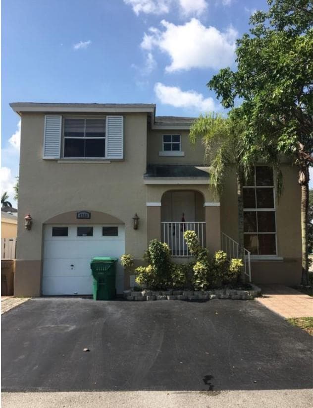 4350 SW 72nd Terrace SW, Davie FL 33314