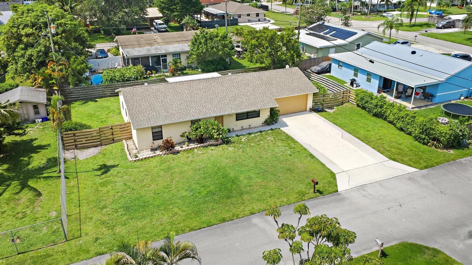 9090 Palladium Place, Lake Worth FL 33467 photo 5