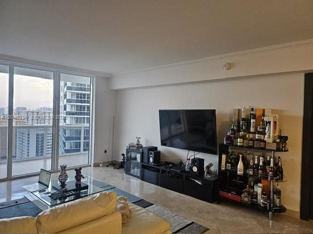1830 S Ocean Dr # 2403, Hallandale Beach FL 33009 photo 5