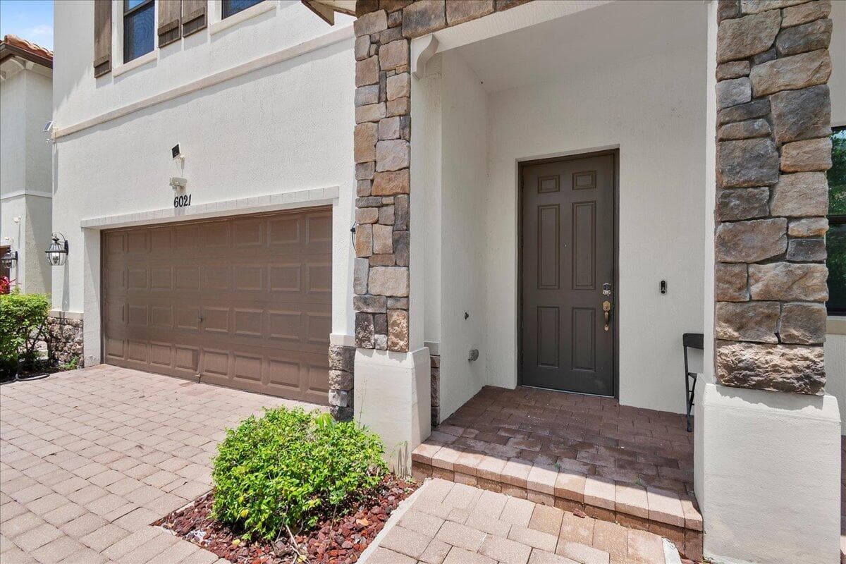 6021 Night Heron Court, FL 33415 photo 2