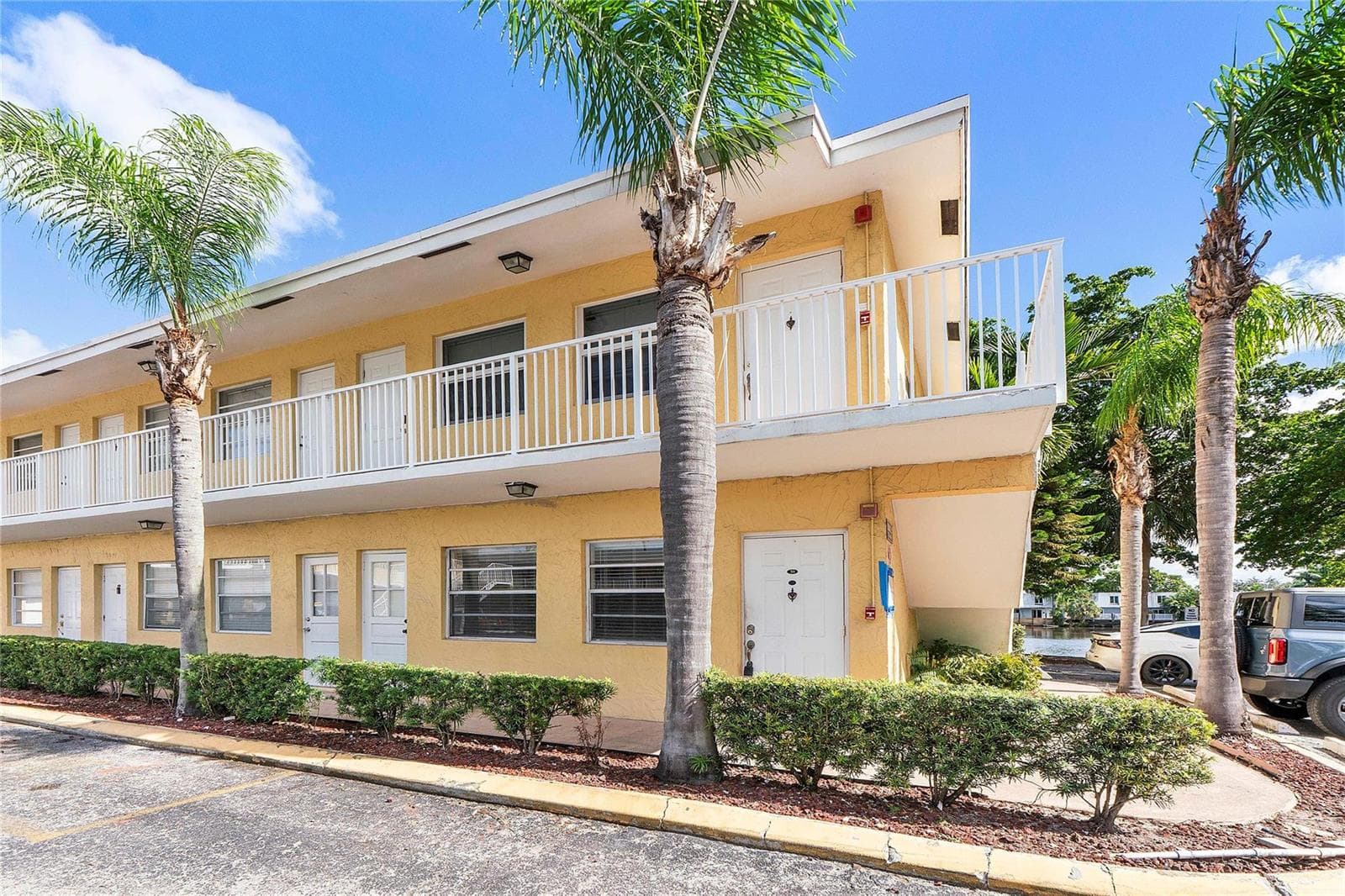 4050 NE 12th Terrace # 2, Oakland Park FL 33334