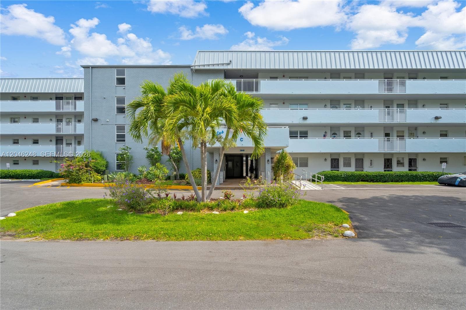 3849 NE 169th St # 103, North Miami Beach FL 33160 photo 3