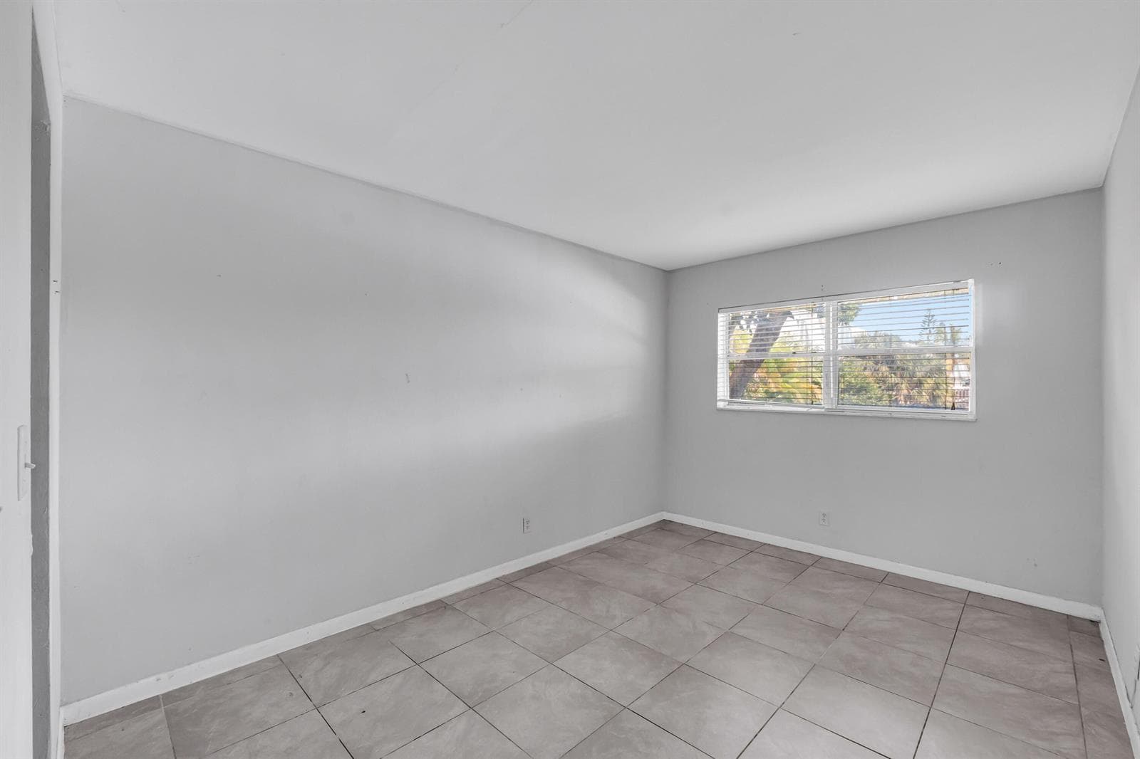 4050 NE 12th Terrace # 38, Oakland Park FL 33334 photo 4