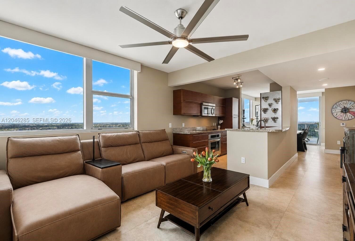 2641 N Flamingo Rd # 2308, Plantation FL 33323 photo 3