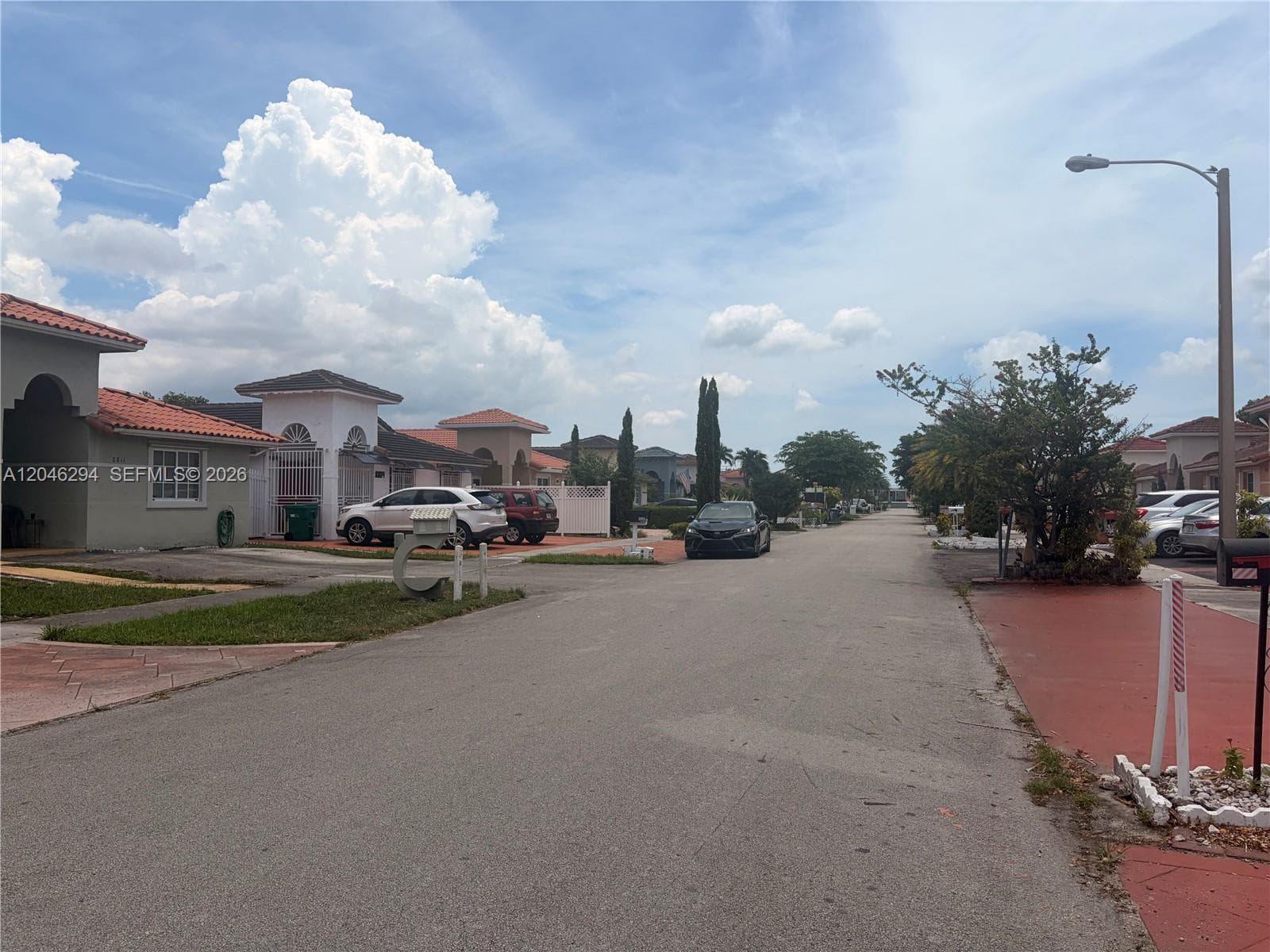 8814 NW 109th Ter, Hialeah Gardens FL 33018 photo 4