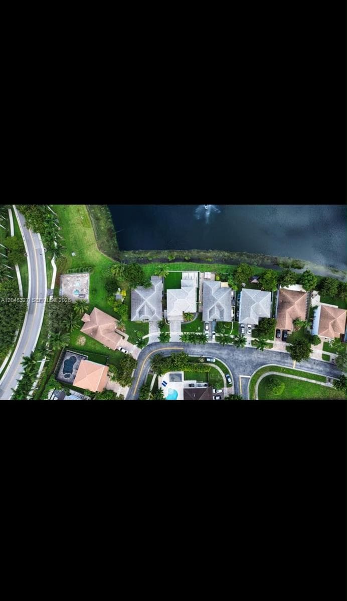 449 SE 31st Ave, Homestead FL 33033 photo 2