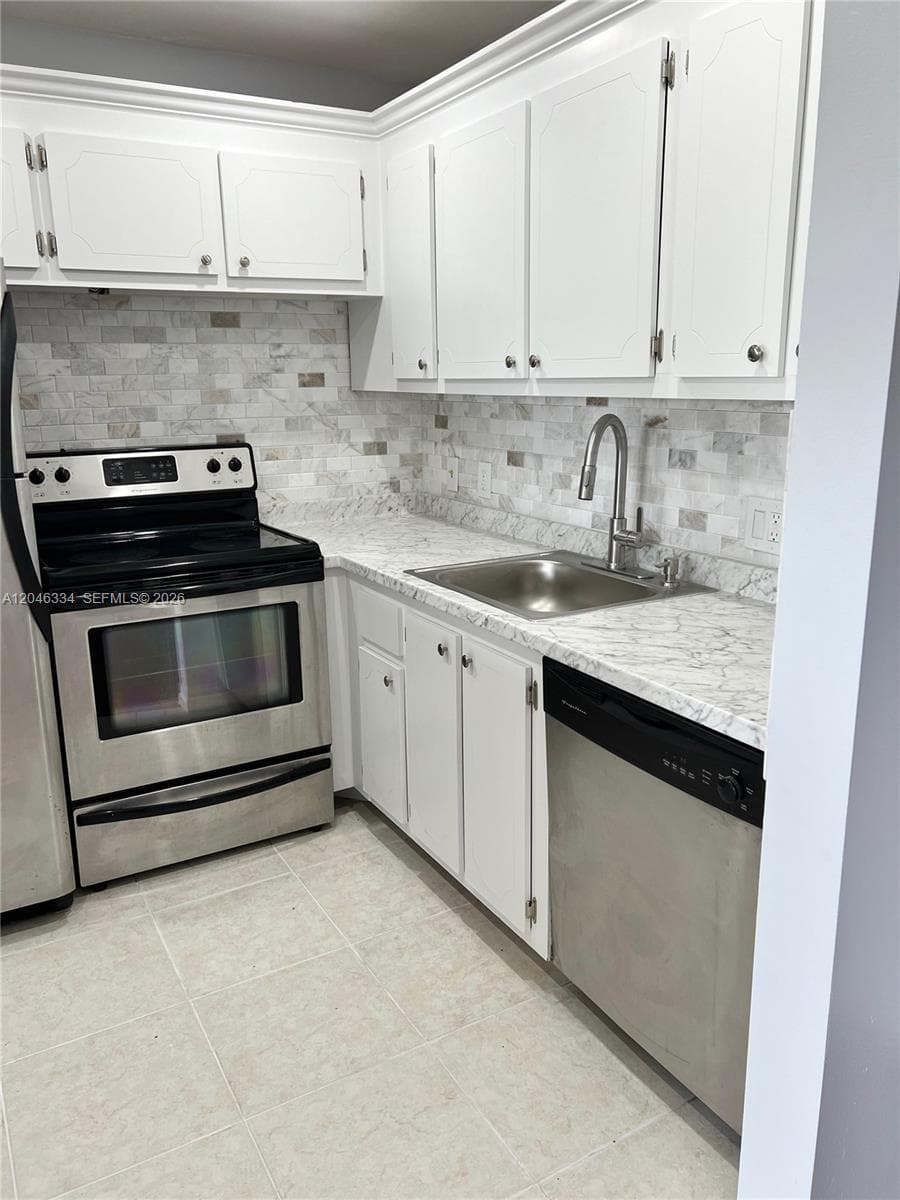 359 Preston I # I, Boca Raton FL 33434 photo 4